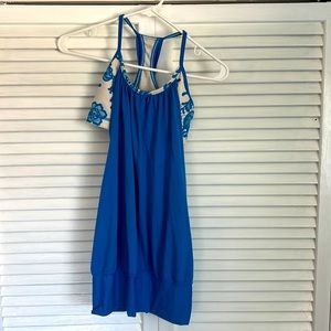 Lululemon tank with built in bra